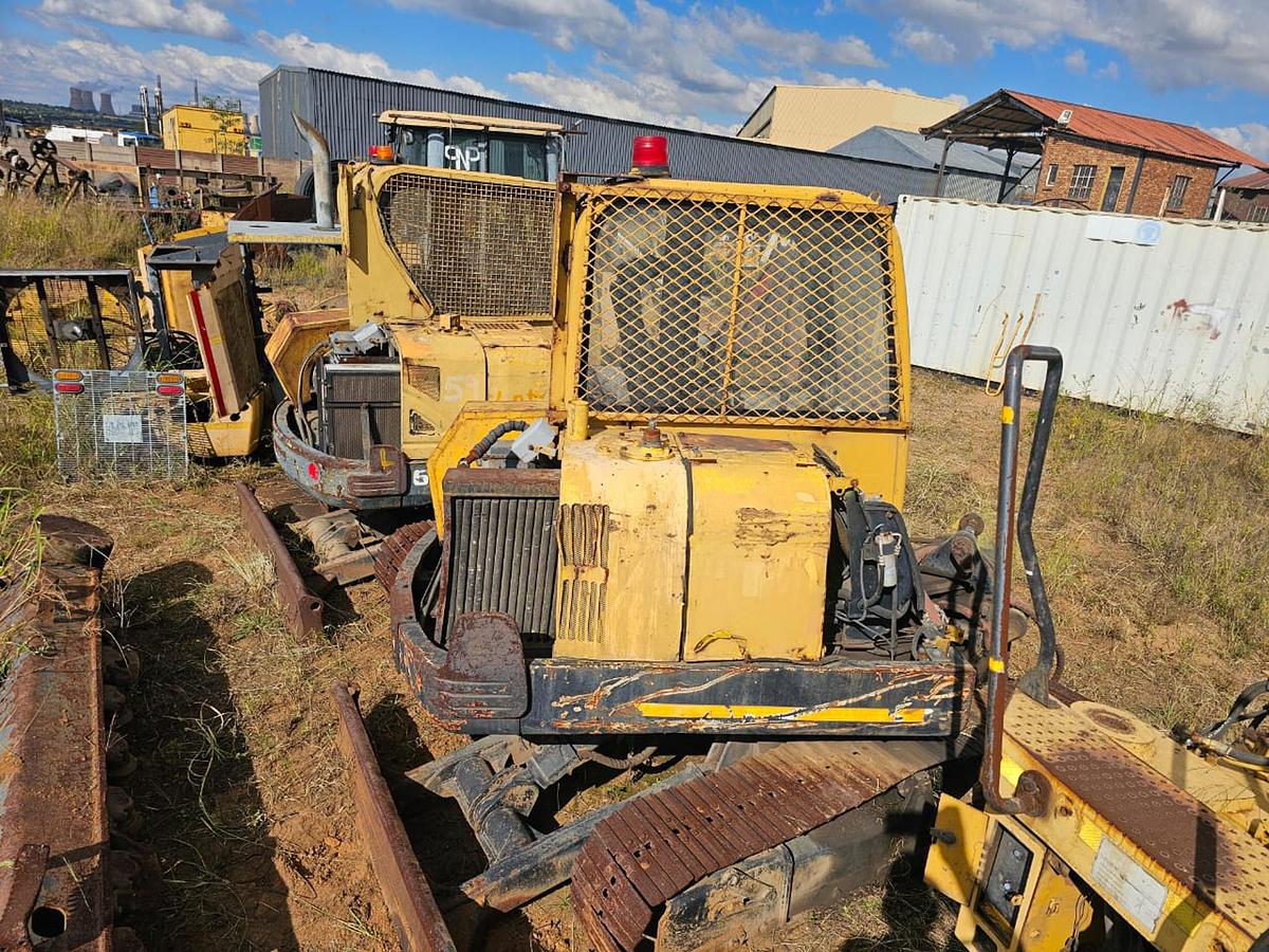 Used HYUNDAI ROBEX 60-9S EXCAVATOR - INOPERABLE