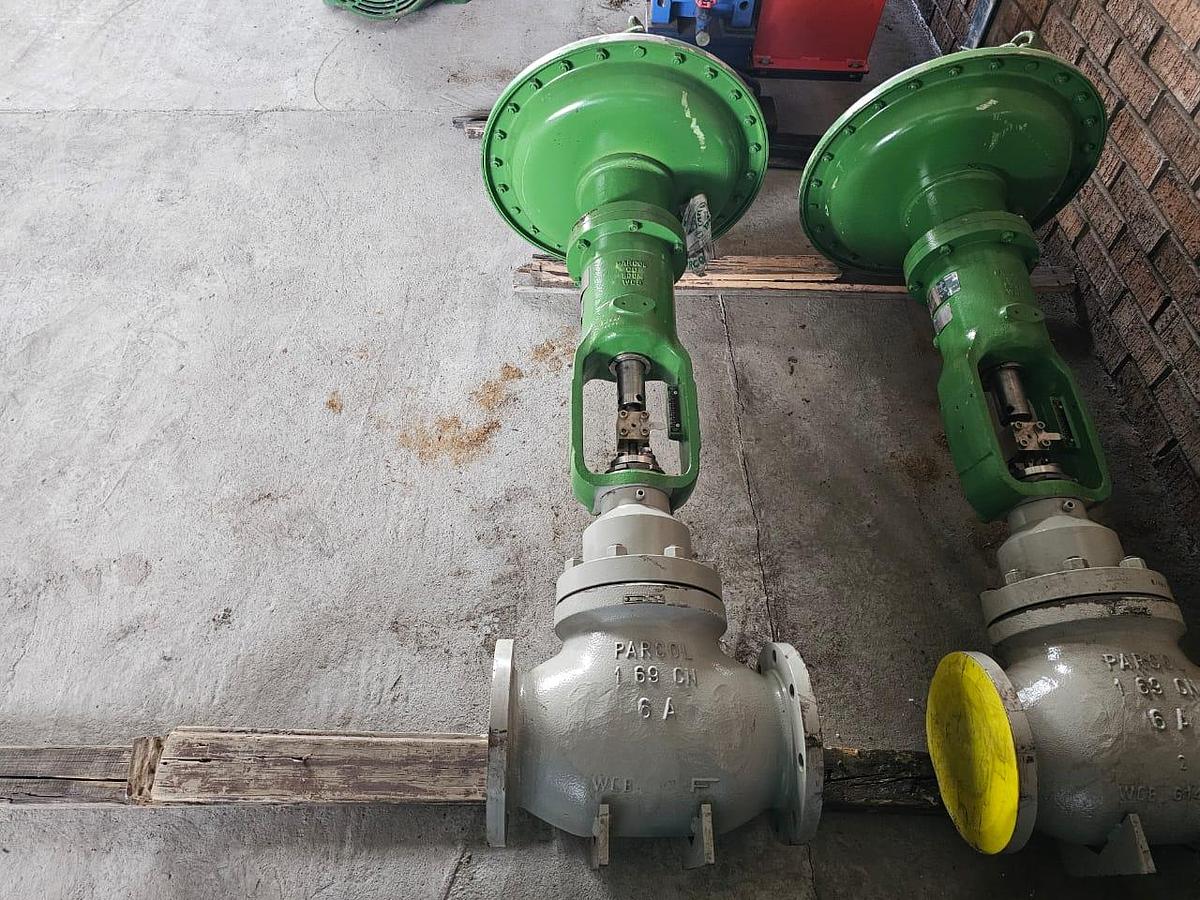 Used VEGA CONTROL VALVE 1-6940
