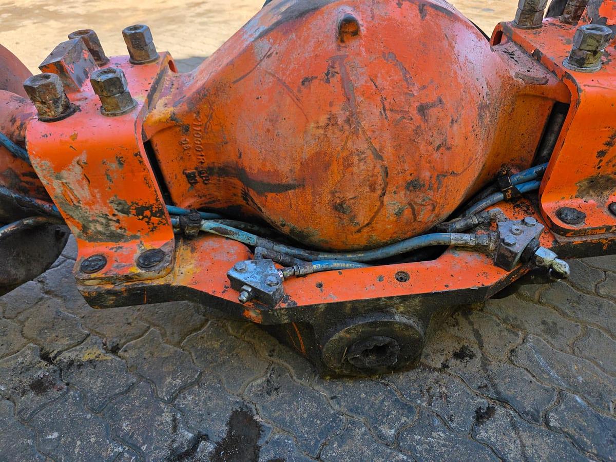 Used DANA SPICER FRONT DIFF (USED)