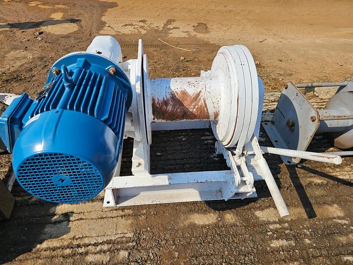 Used SINGLE DRUM WINCH WITH MOTOR