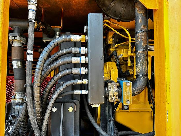 Used BAUER DEWET TBC RHINO 1300 BLAST HOLE DRILL RIG