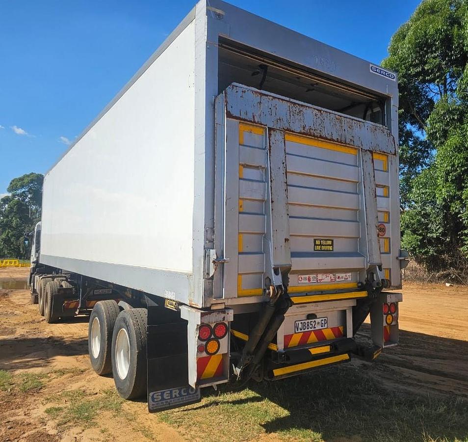 Used INSULATED TRUCK TRAILER - OPERATIONAL - WITH NATIS - TRUCK NOT INCLUDED