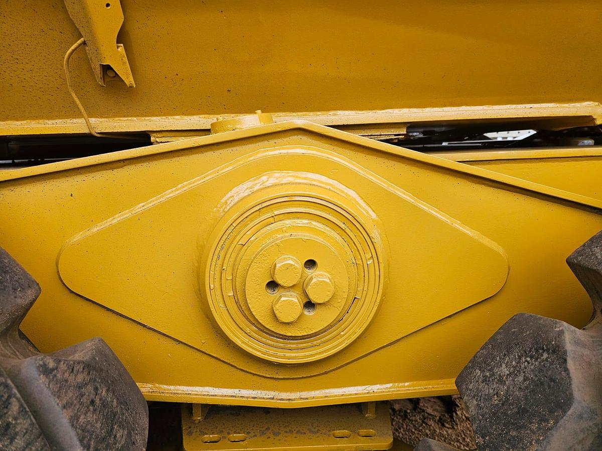 Used BELL ADT B40D 6X6 (USED)