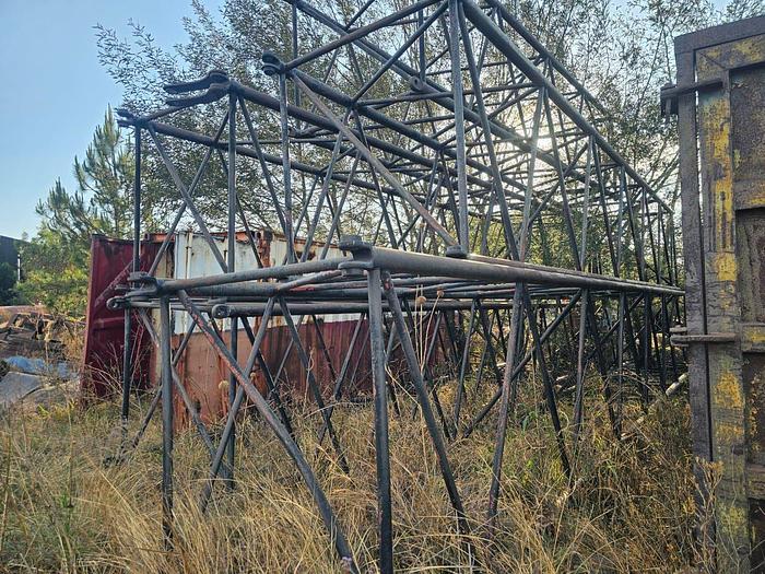 Used LINK BELT 140 TON LATTICE BOOM CRANE (NON-RUNNER)