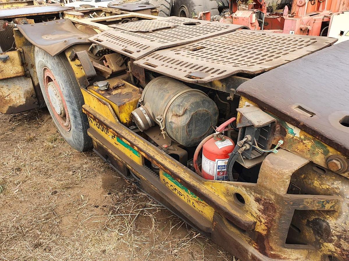 Used ATLAS COPCO ST600 RUNNER LHD