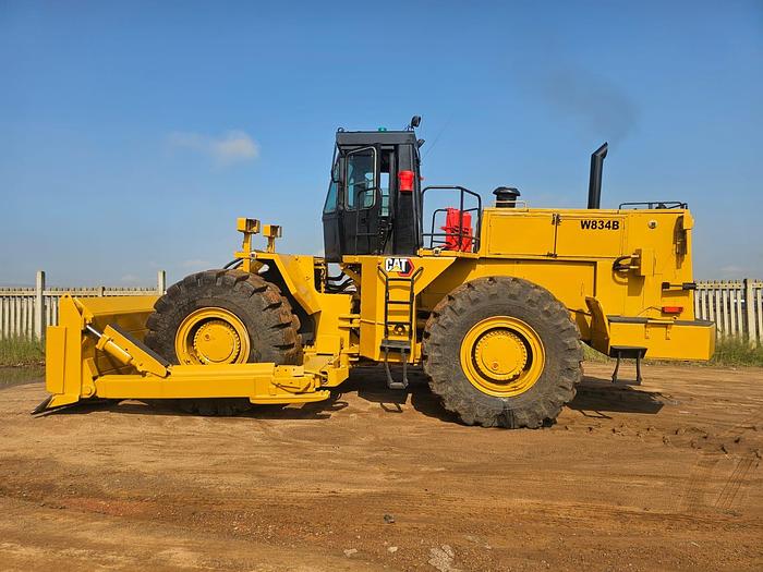 Used CATERPILLAR W834B WHEELDOZER
