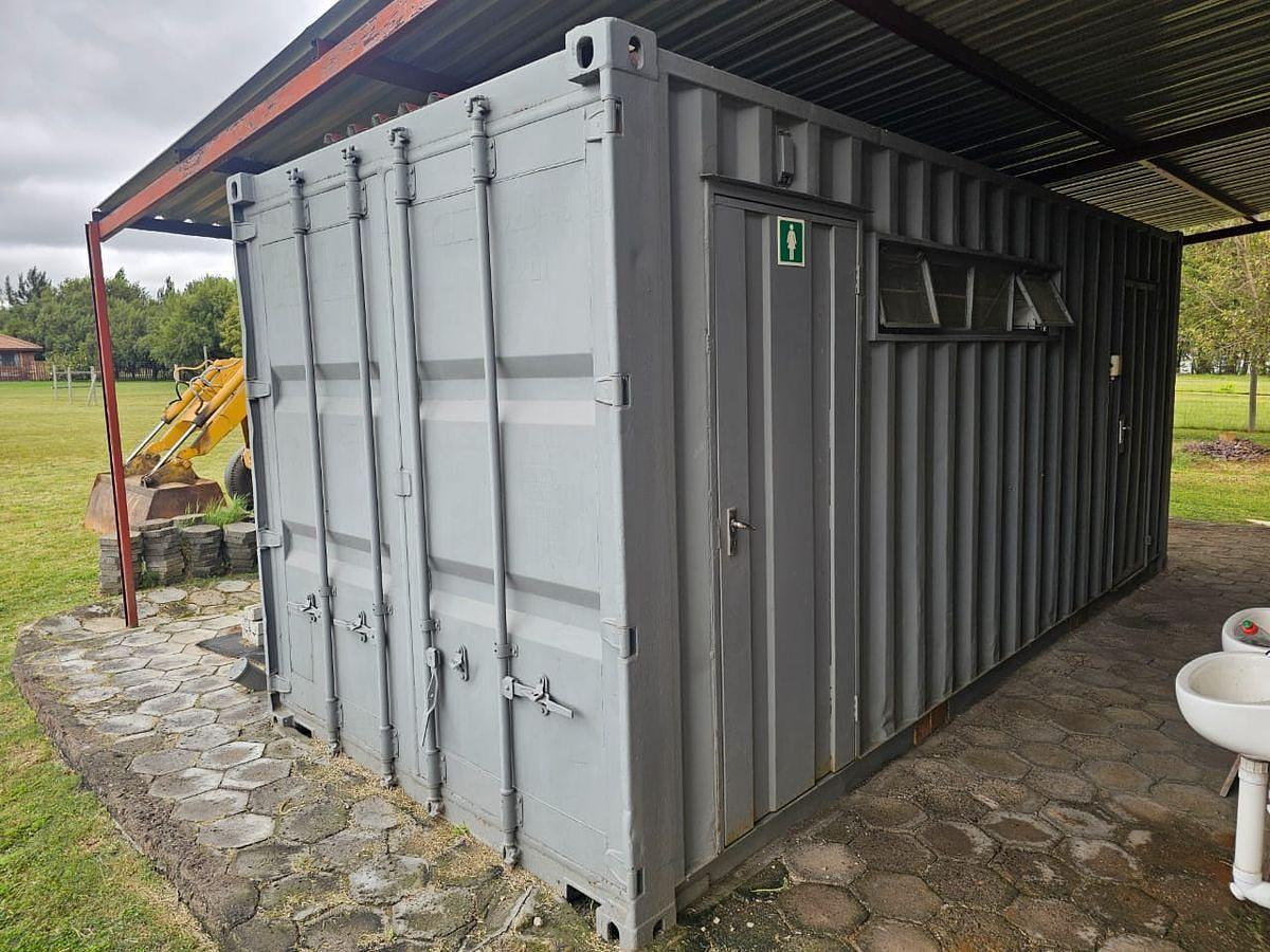 Used 6 METRE BATHROOM CONTAINER
