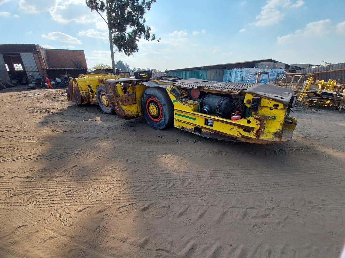 Used ATLAS COPCO ST600 RUNNER LHD