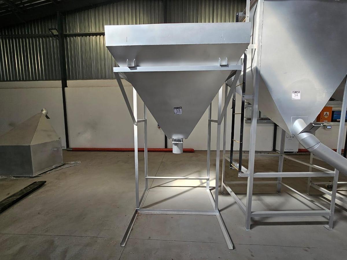 Used OPEN-TOP GRAIN STORAGE BIN