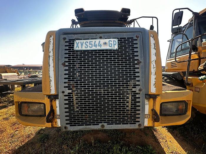 Used BELL B2806D HAULER (NON-RUNNER)