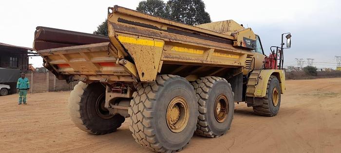 Used CAT 740 ARTICULATED EJECTOR DUMP TRUCK (C15 ACERT ENGINE) (RUNNER)