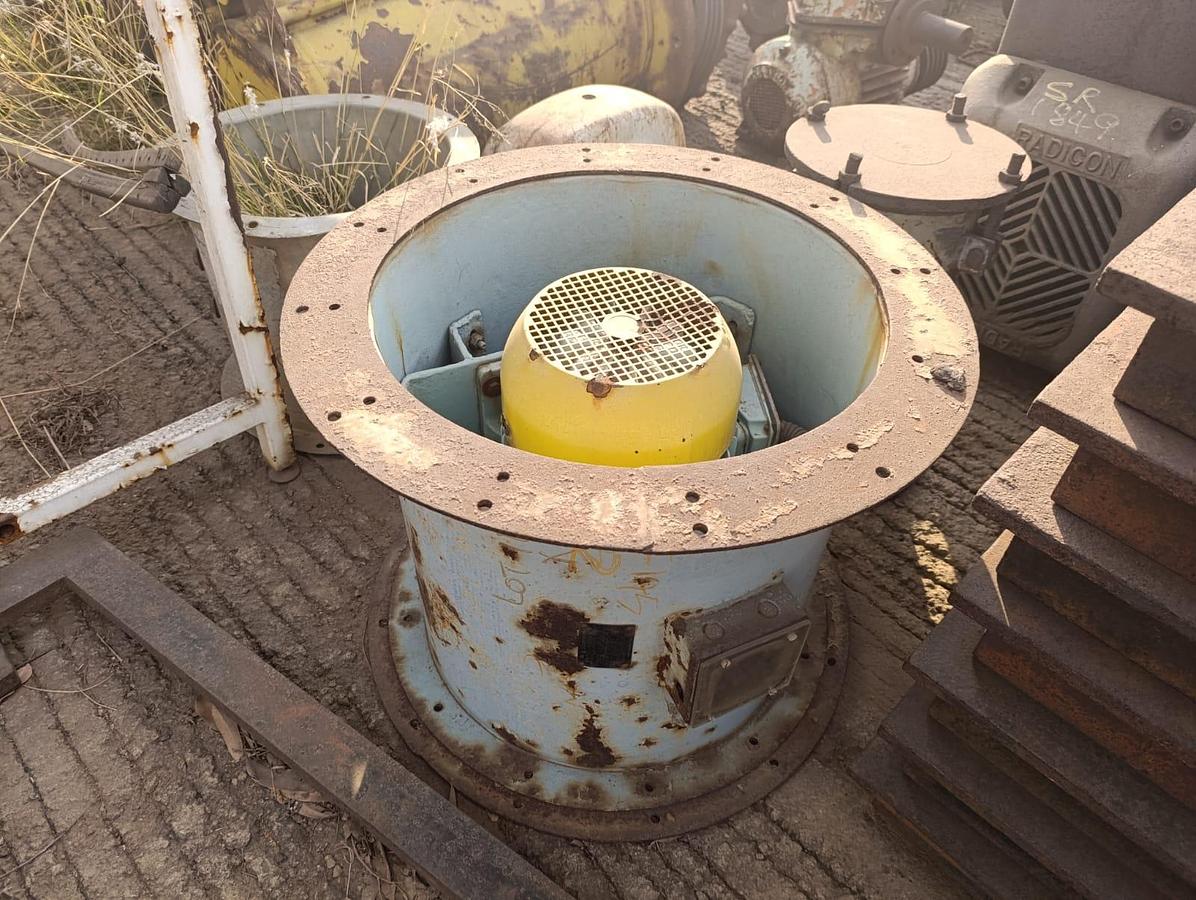 Used INDUSTRIAL FAN 5.5KW