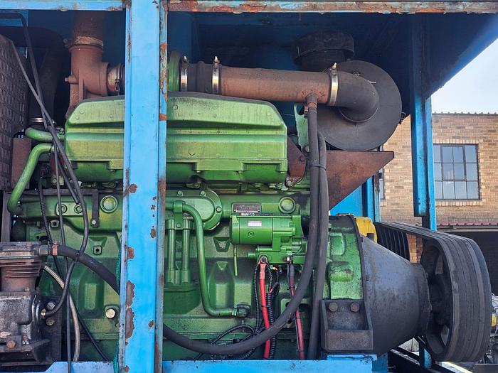 Used KAESER OMEGA VACUUM (RUNNER)