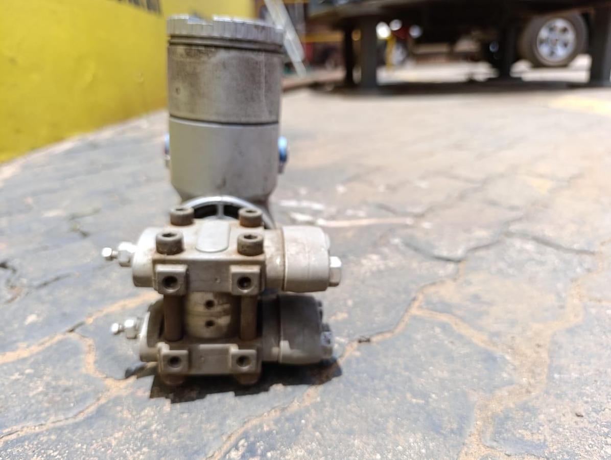 Used DIFF PRESSURE VALVE 0 TO 100 M BAR (USED)