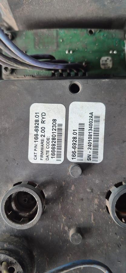 Used CAT CLUSTER (USED)