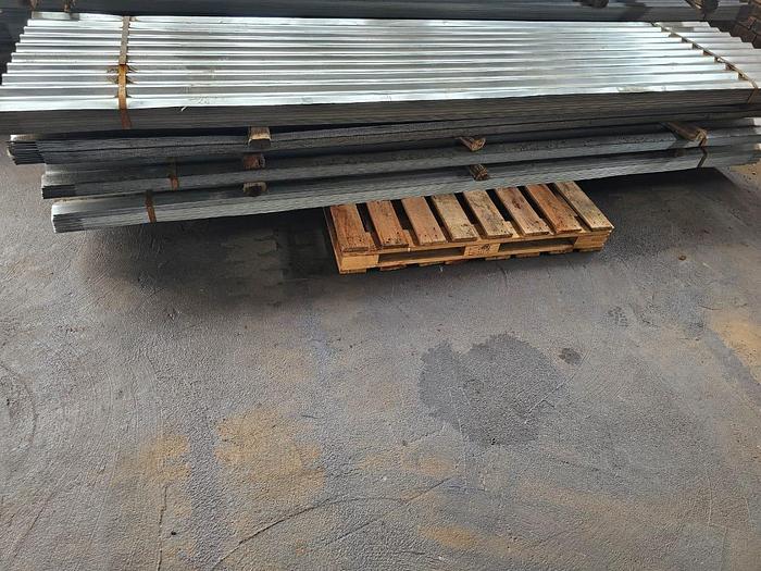 Used ZINC PLATES / CORRUGATES IRON ROOF