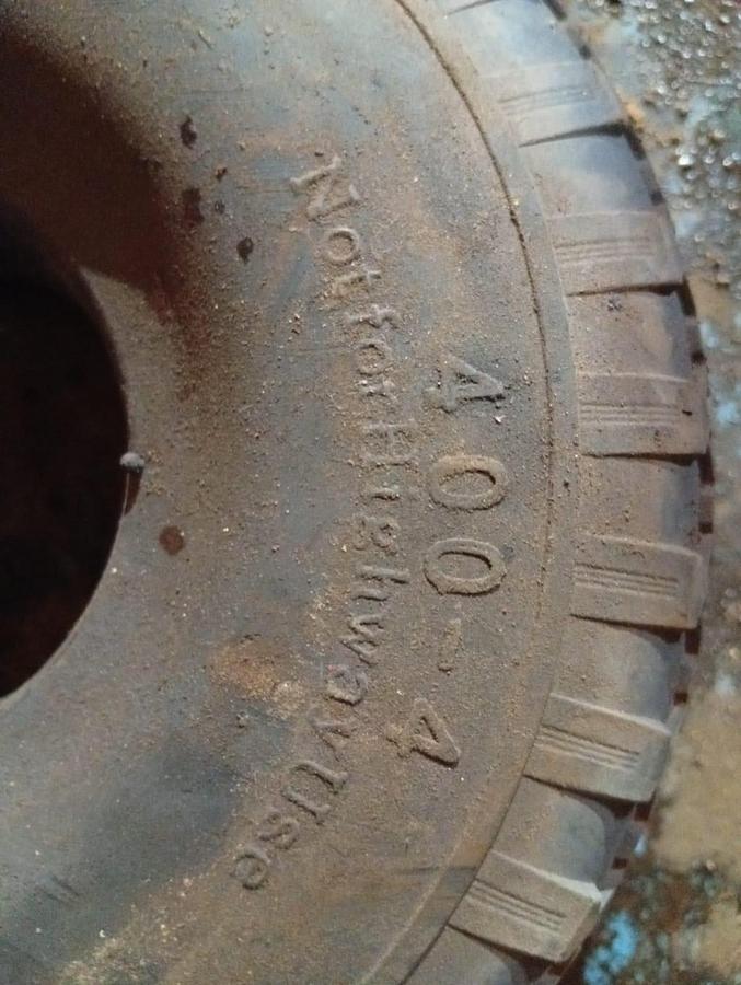 Used TUBELESS TYRES 400-4