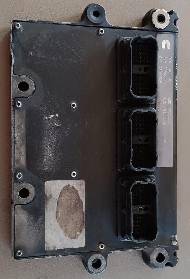 Used CUMMINS ENGINE CONTROL MODULE (USED)