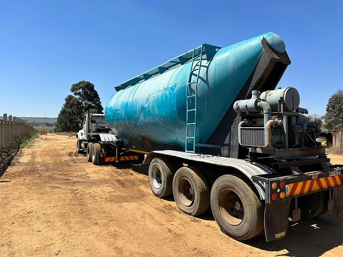 Used BULK CEMENT TRAILER WITH DIESEL DRIVEN CEMENT PUMP (TRUCK NOT INCLUDED)