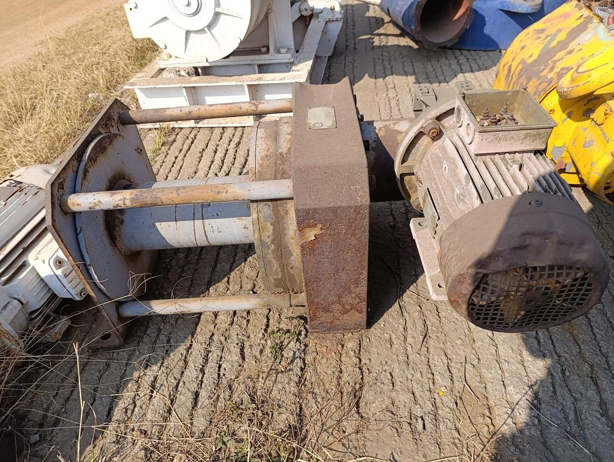 Used SINGLE DRUM WINCH WITH 2.2KW  MOTOR