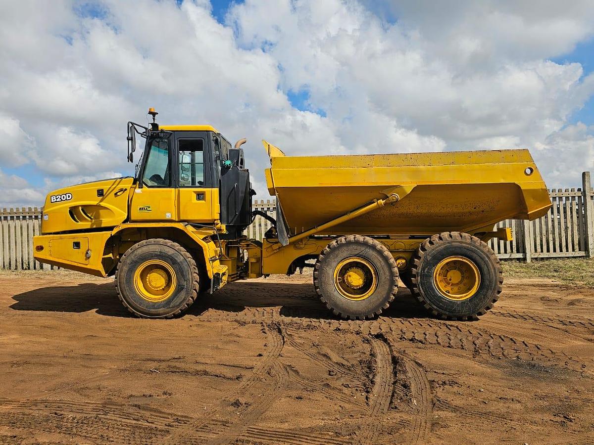Used BELL B20D 6X4 ARTICULATED DUMP TRUCK