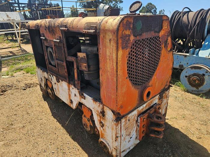Used LOCOMOTIVE (NOT TESTED)