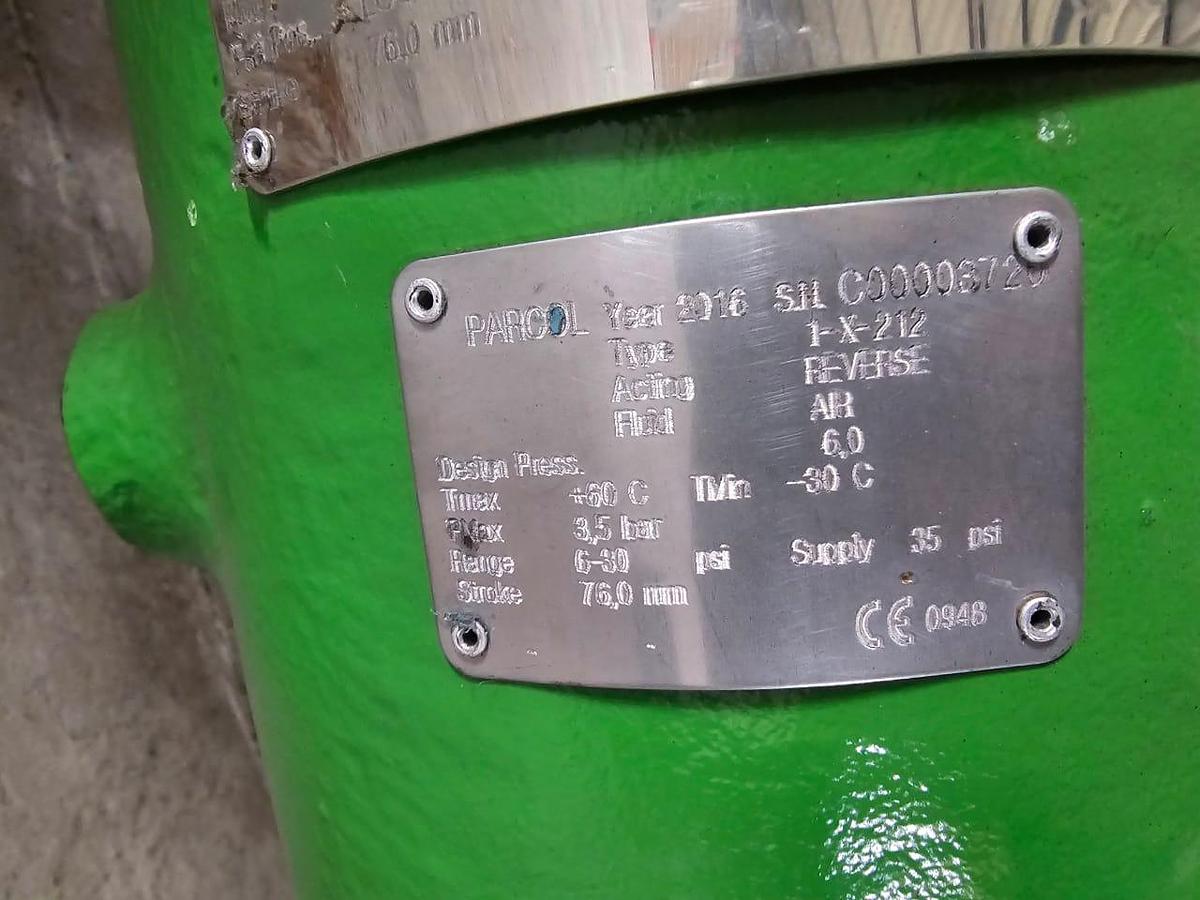 Used VEGA CONTROL VALVE 1-6940