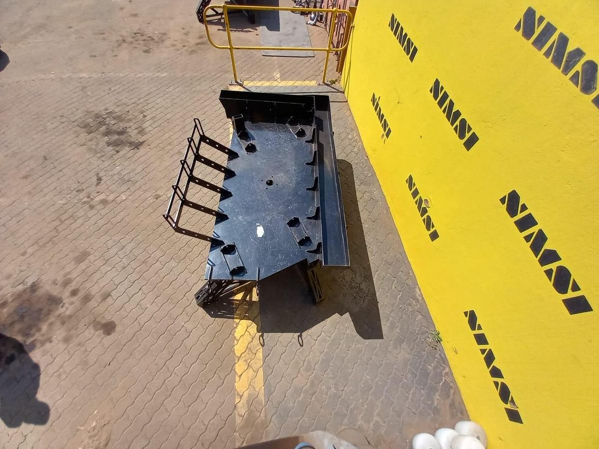 Used JAMES TABLE (INCOMPLETE)