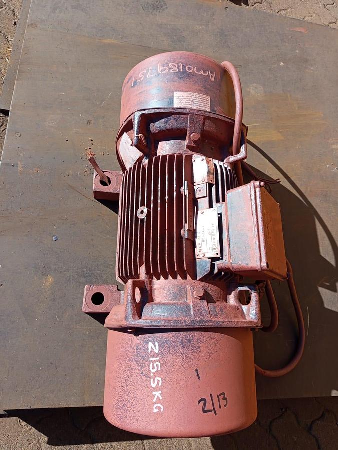Used VIBRATING MOTOR 3KW
