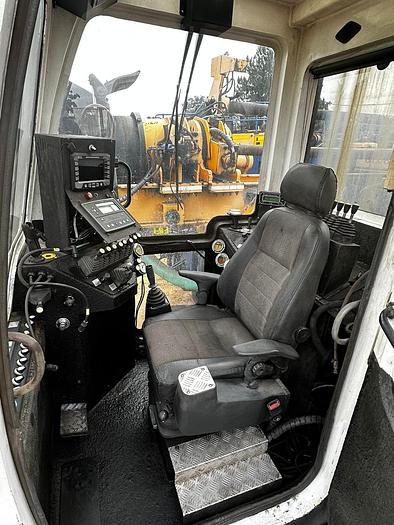 Used BAUER DEWET TBC RHINO 1300 BLAST HOLE DRILL RIG