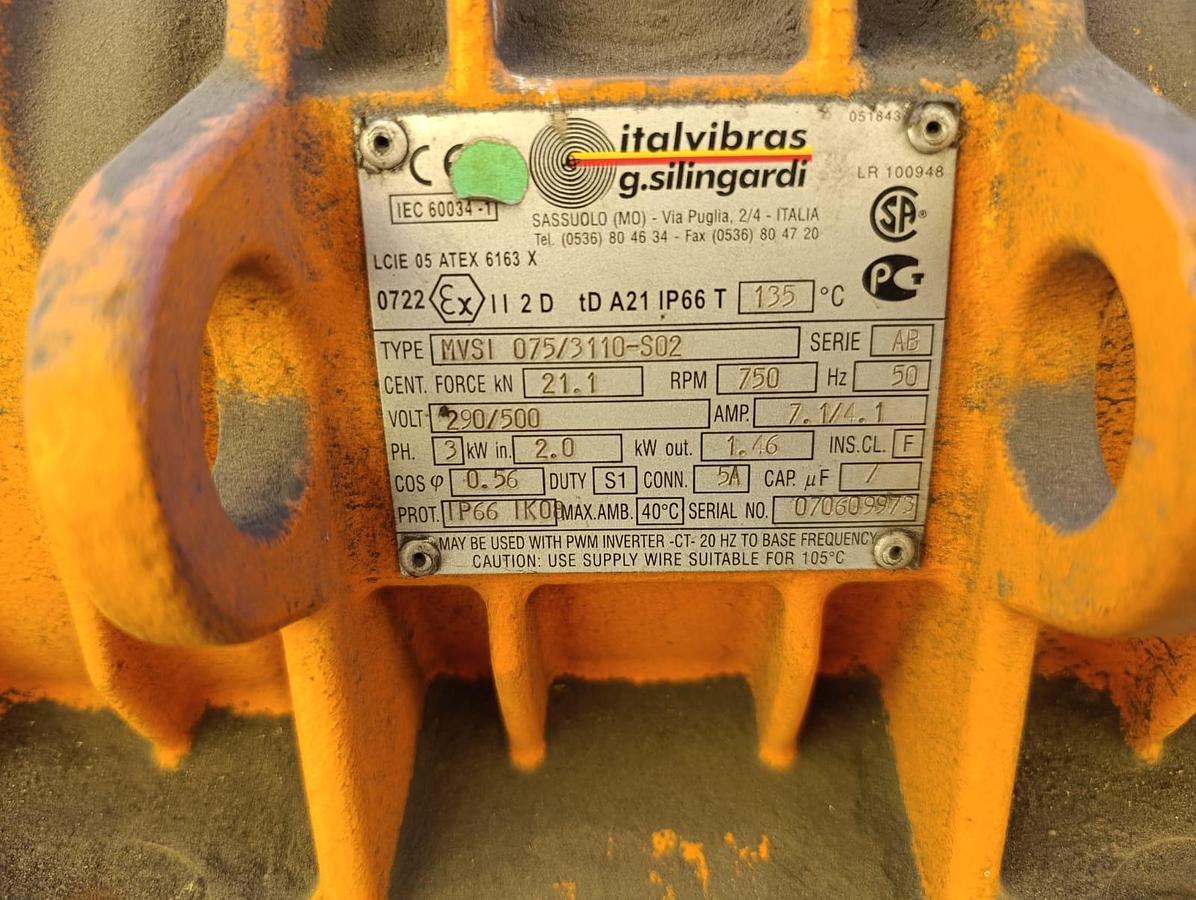 Used VIBRATING MOTOR 2KW