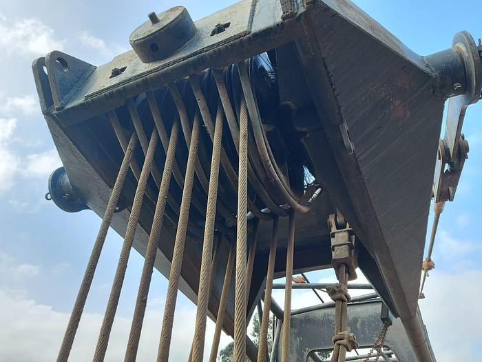 Used LINK BELT 140 TON LATTICE BOOM CRANE (NON-RUNNER)