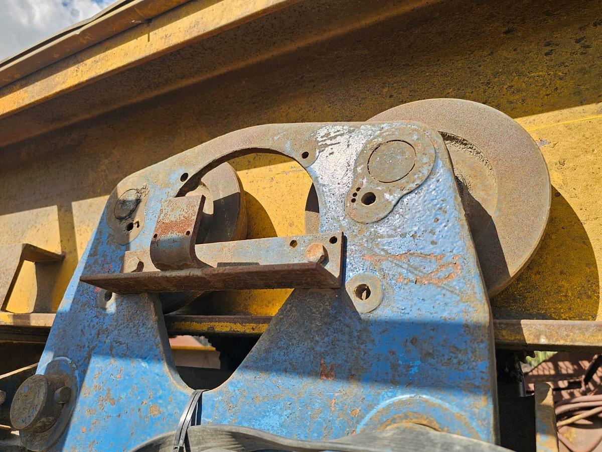 Used 5 TON OVERHEAD CRANE WITH REMOTE 2 X ELECTRIC 7.5 KW ELECTRIC MOTORS AND GEARBOX REMOTE GENERAL INFORMATION S