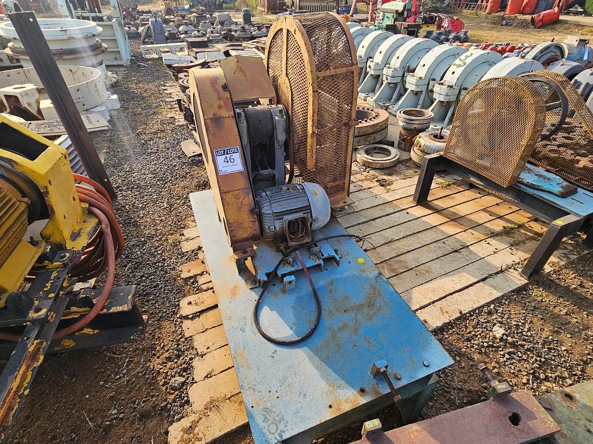 Used JAW CRUSHER WITH 5.5KW ELECTRIC MOTOR