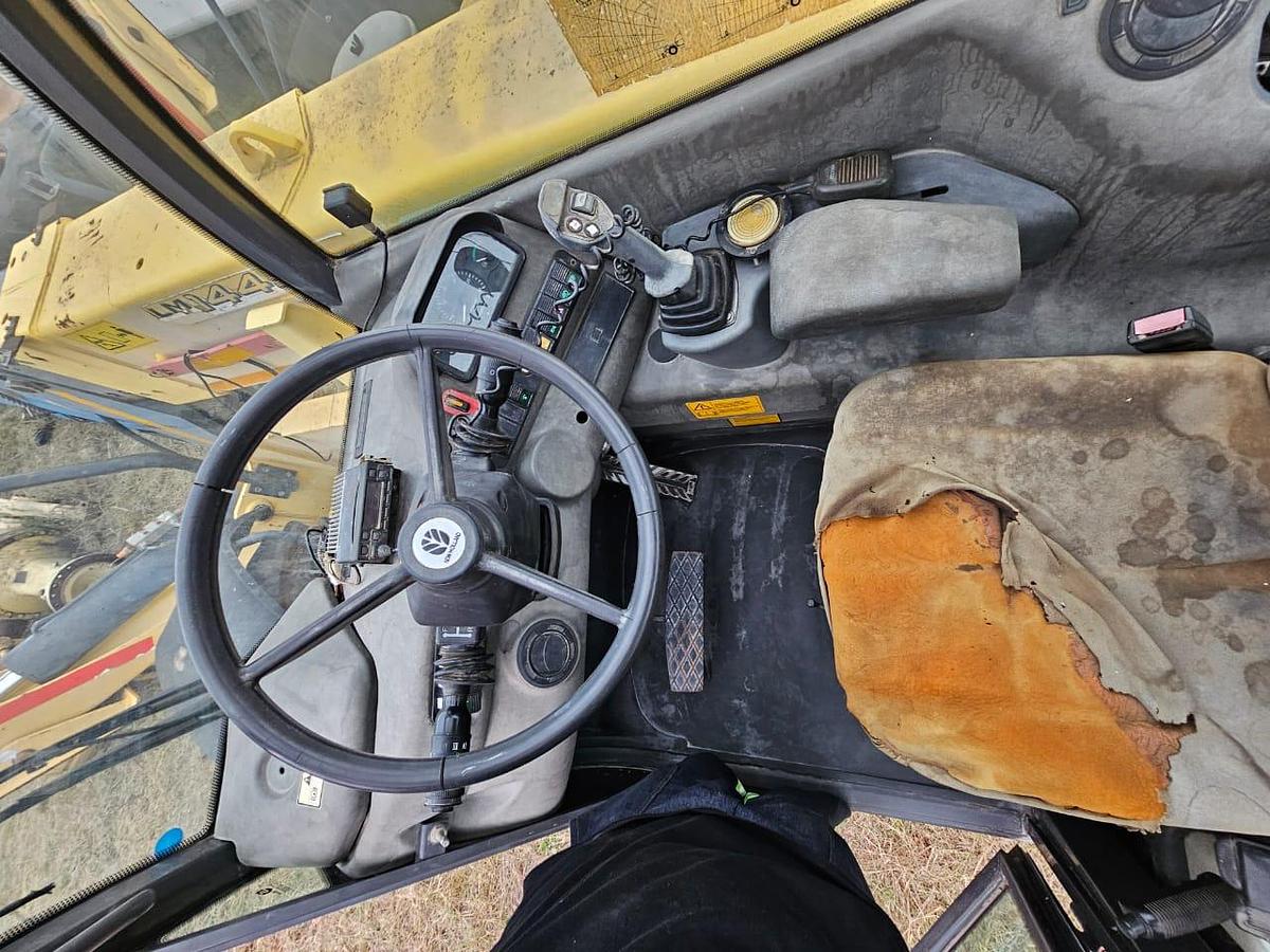 Used NEW HOLLAND LM1445 TELEHANDLER