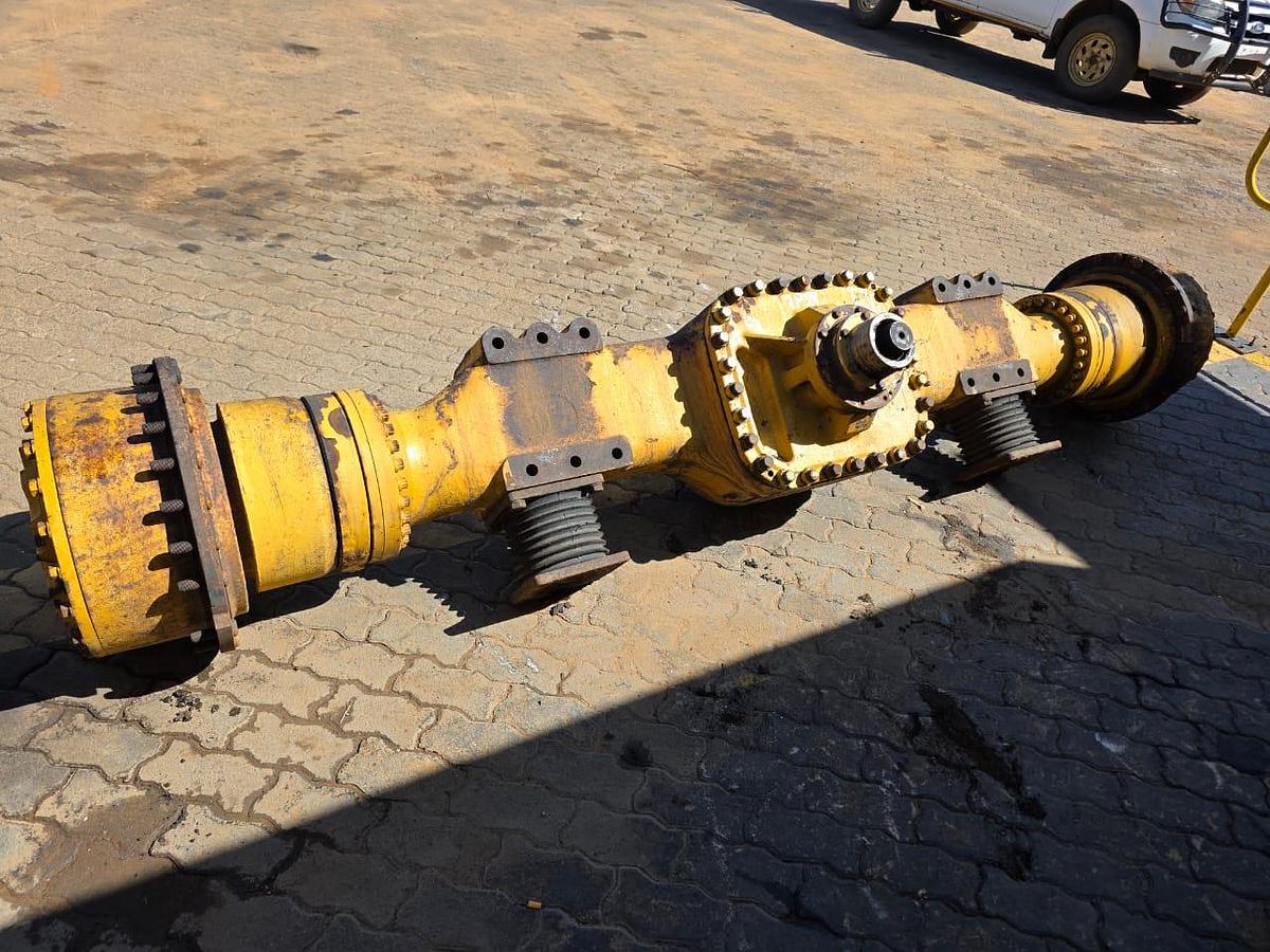 Used CAT UNDERGROUND MACHINE DIFF (USED)