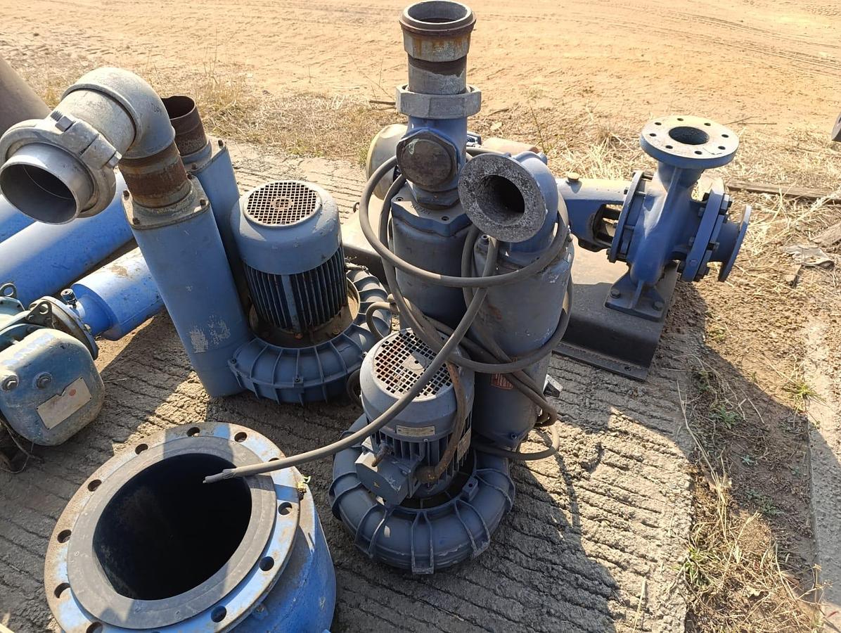 Used SUBMERSIBLE PUMP WITH 5.5KW ELECTRIC MOTOR