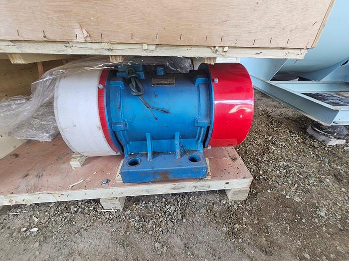 Used COMPLETE (BRAND NEW) 2024 VIBRATING FLUID BED DRYER UNIT, WITH FANS, OVEN, VIBRATORS, DUCTING, CYCLONES, CONTROL PANELS, SCREW FEEDERS, GEARBOXES & MOTORS