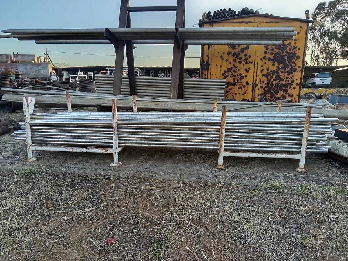 Used 310 STAINLESS STEEL SHAFTS