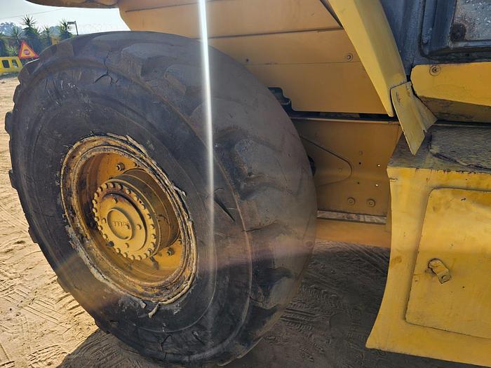 Used BELL TRACTOR (RUNNER)