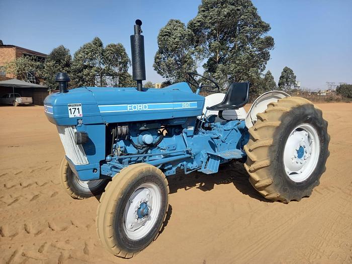Used FORD 2610 TRACTOR (RUNNER)