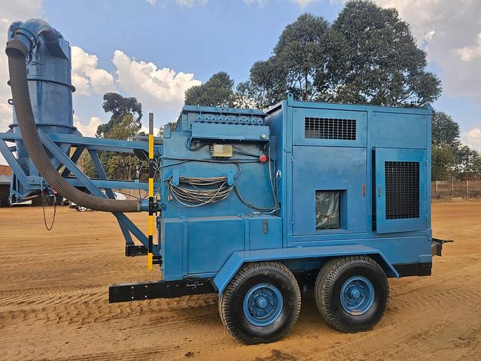 Used KAESER OMEGA VACUUM (RUNNER)