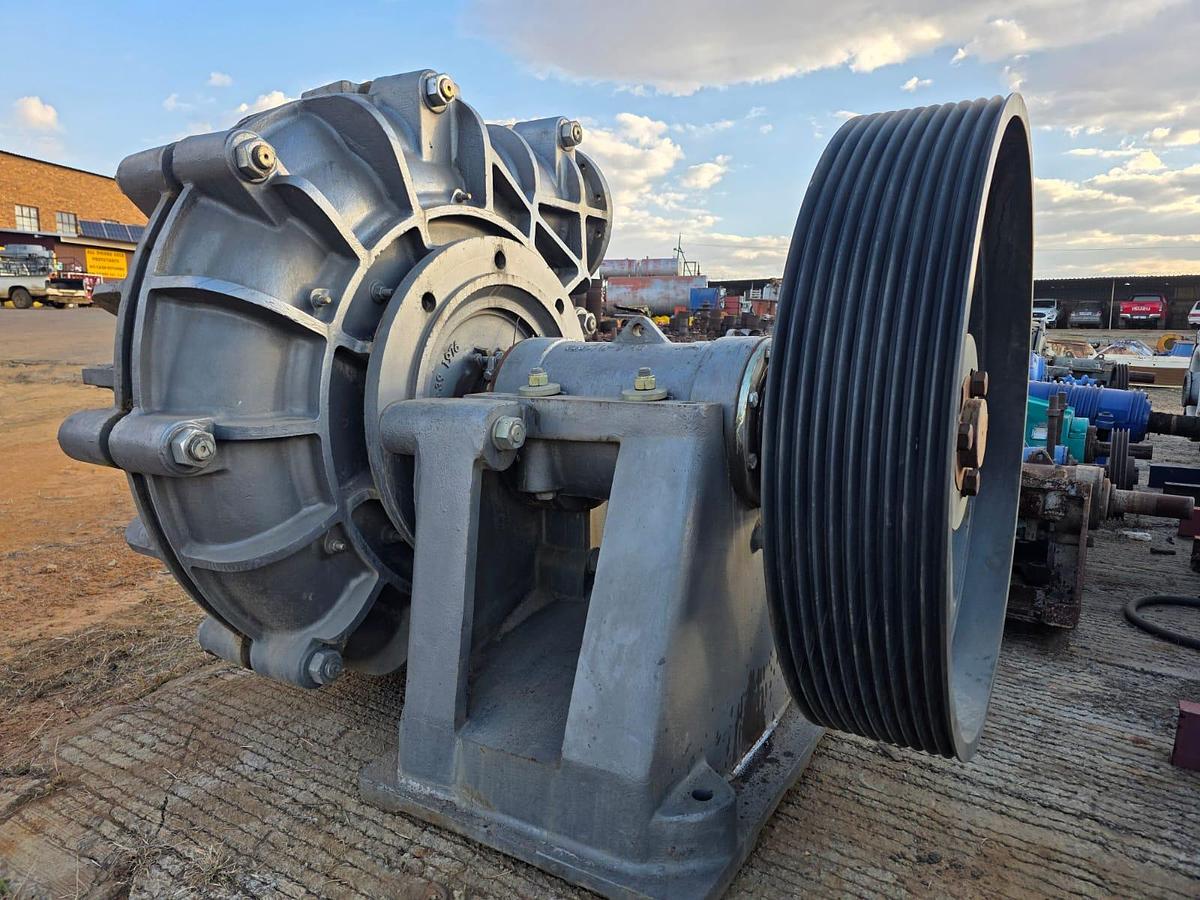Used 14/12 BUCCANEER PUMP 355KW