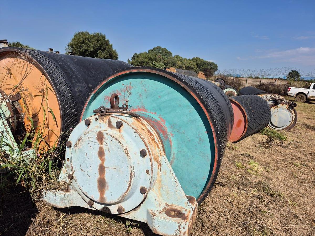 Used COMPLETE PULLEY WITH GEARBOX UNIT