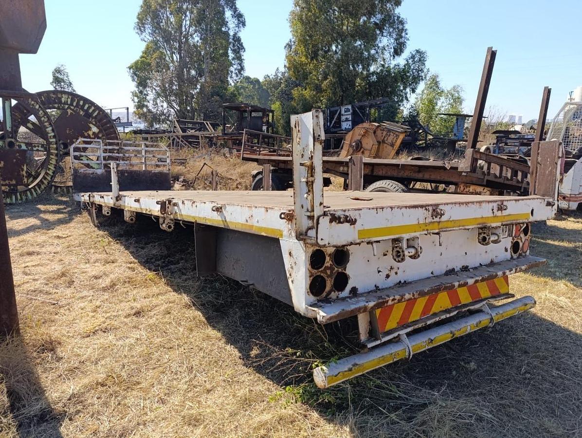 Used FLATDECK TRAILER BODY - USED CONDITION