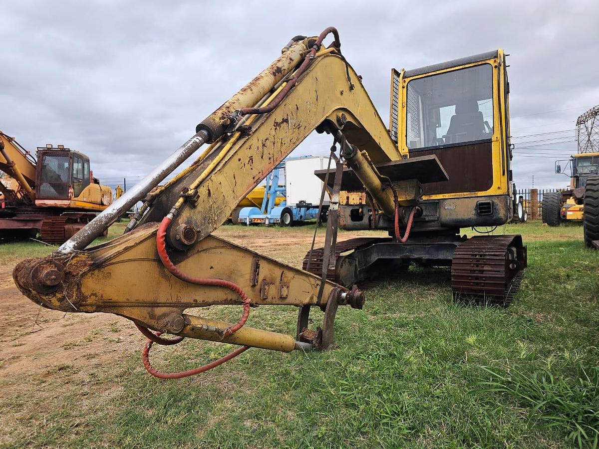 Used HYUNDAI ROBEX 55-7 EXCAVATOR