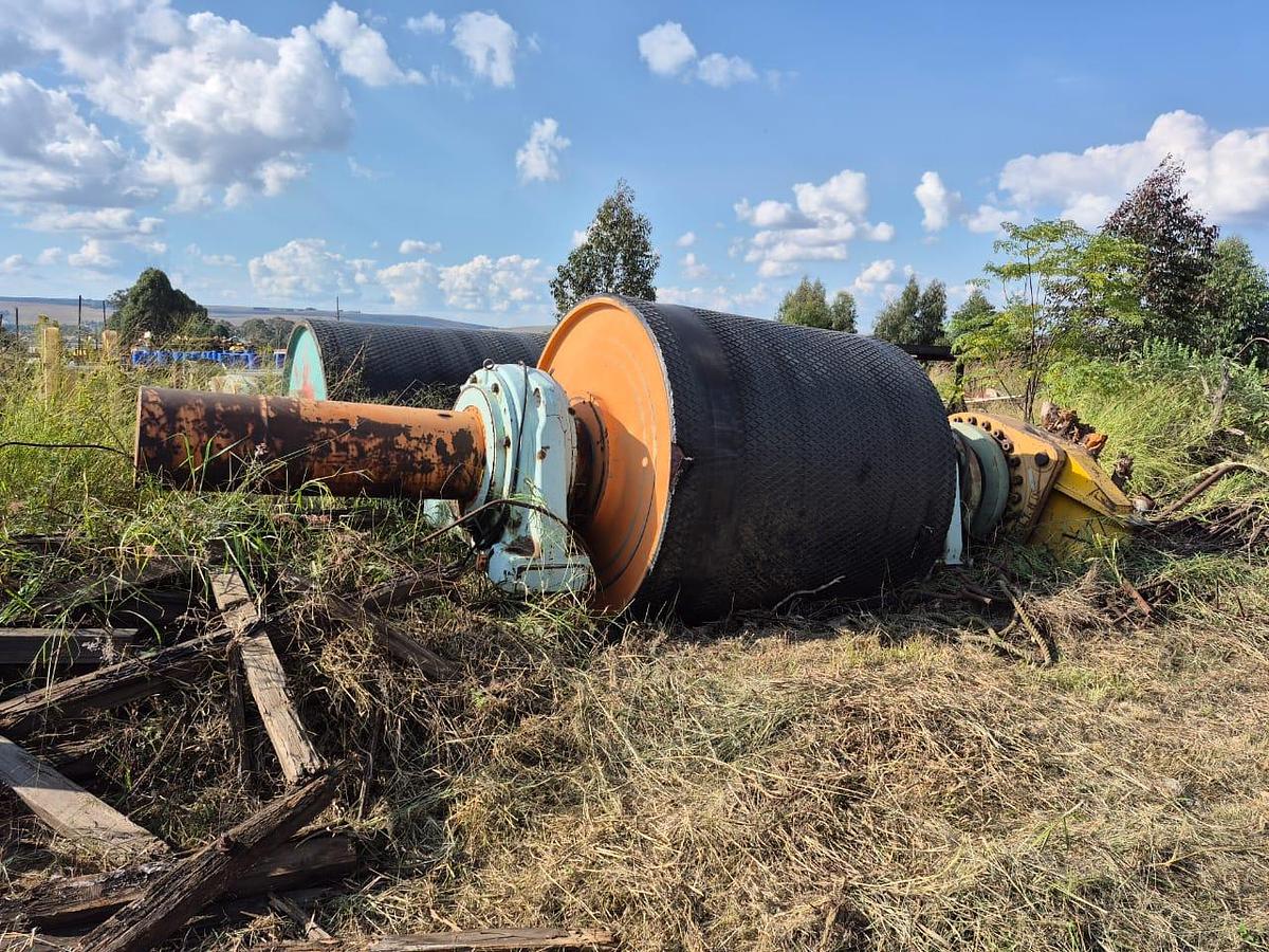 Used COMPLETE DRIVE PULLEY UNIT