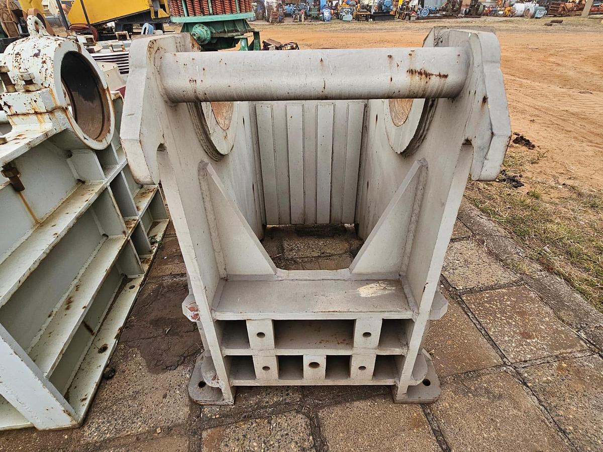 Used JAW CRUSHER FRAME