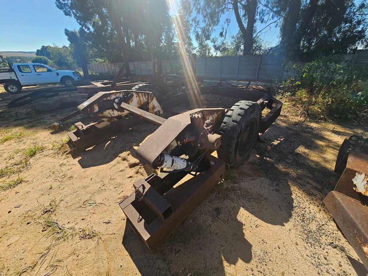 Used CONVEYOR ROLLER TRAILER