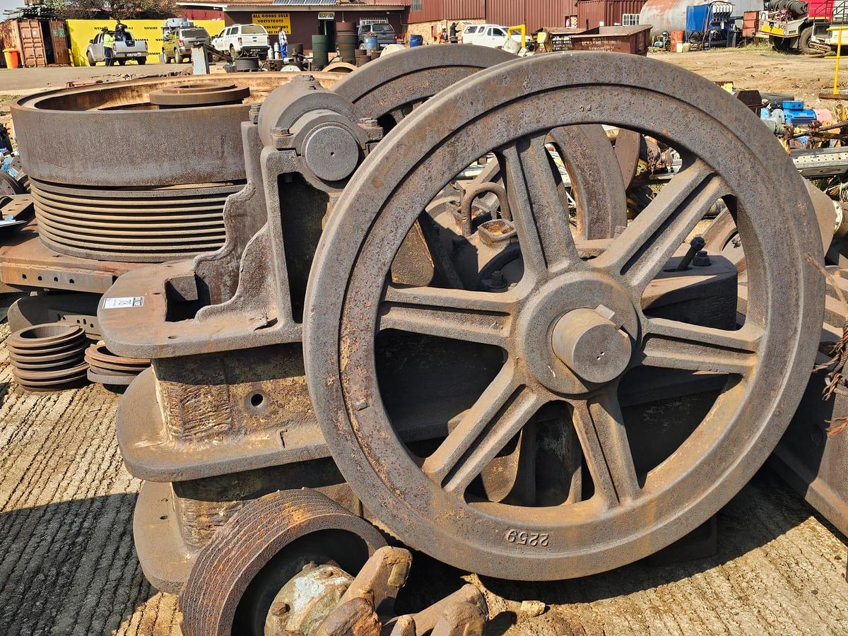Used JAW CRUSHER FRAME